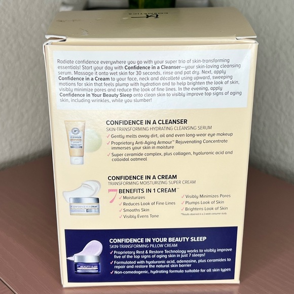 It Cosmetics Your On-The-Glow Hydrating Trio - SOLD OUT ONLINE - Picture 5 of 6